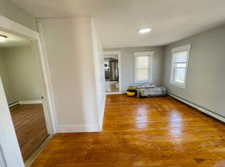 8 Gifford St #2, Providence, RI 02909