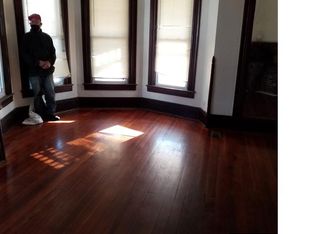 96 Central St APT 1, Springfield, MA 01105