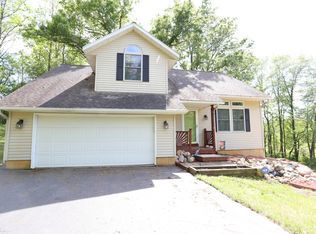 2575 Heath Rd, Hastings, MI 49058