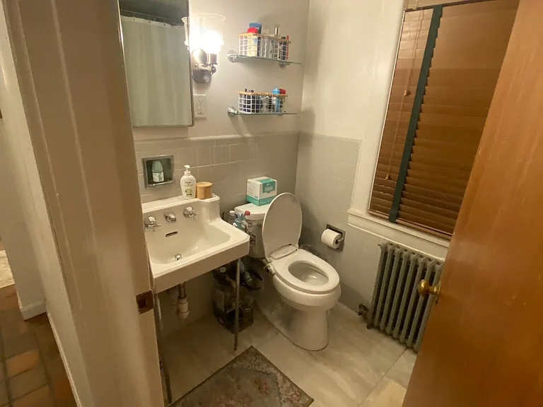 36 Beacon St #1A — Photo 11