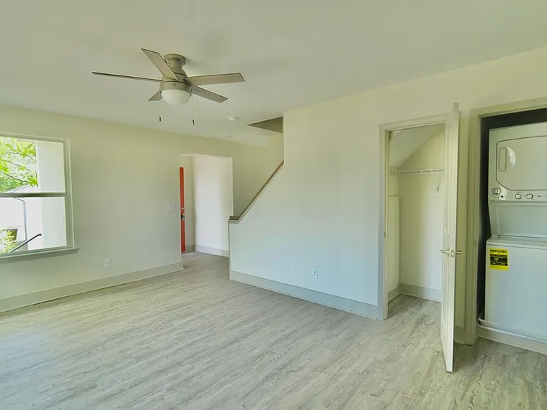 Emory Woods Apartments — Photo 5