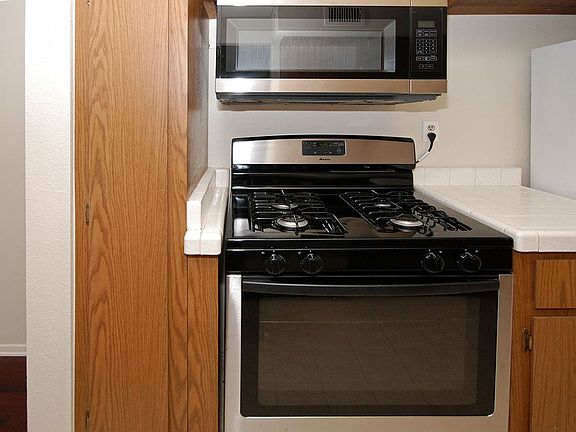 2nd image of 3828 N 32nd St Unit 127