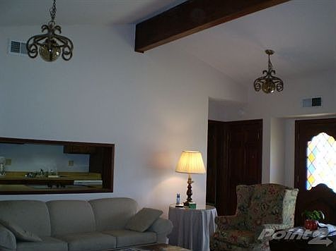 High Ceilings & Kitchen Pass Through