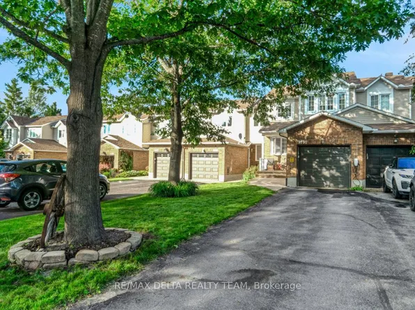 1131 Falconcrest Ct, Ottawa, ON K4A 3Z4