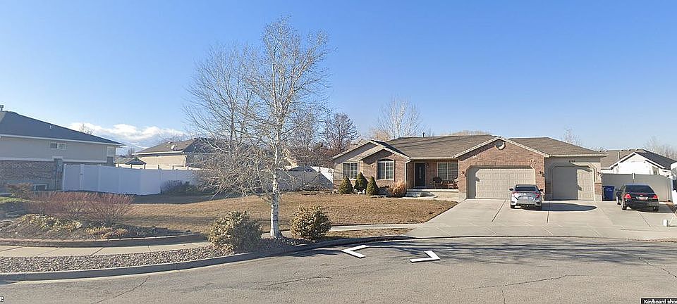 2nd image of 9166 S Wild Clover Ln