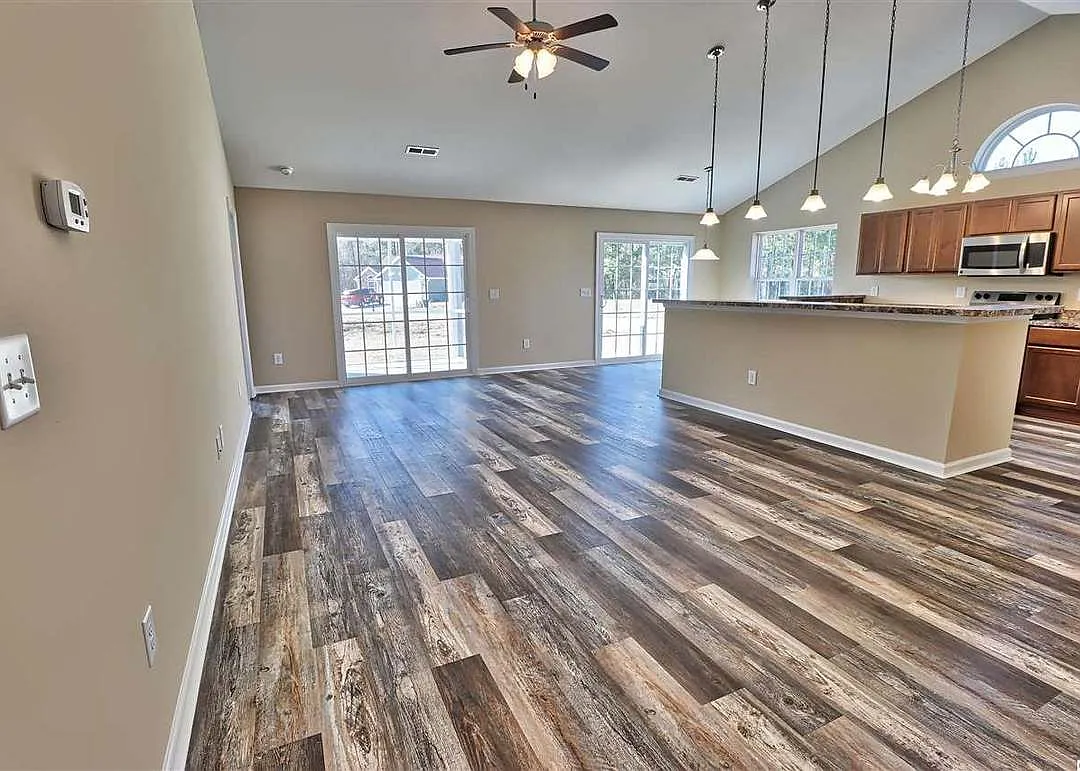 373 Blue Rock Dr — Photo 2