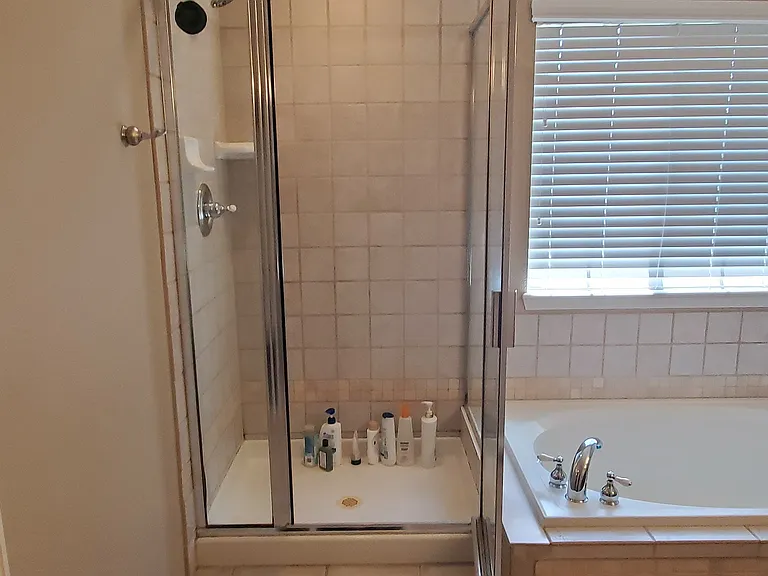 2445 Clayton Cir — Photo 13