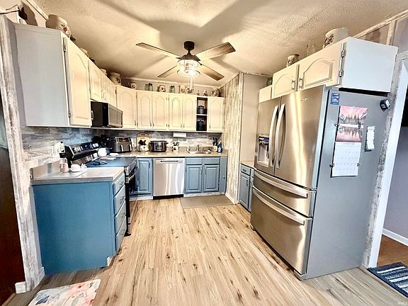 5th image of 3601 Canyon Dr