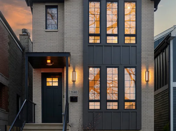 (undisclosed Address), Chicago, IL 60618
