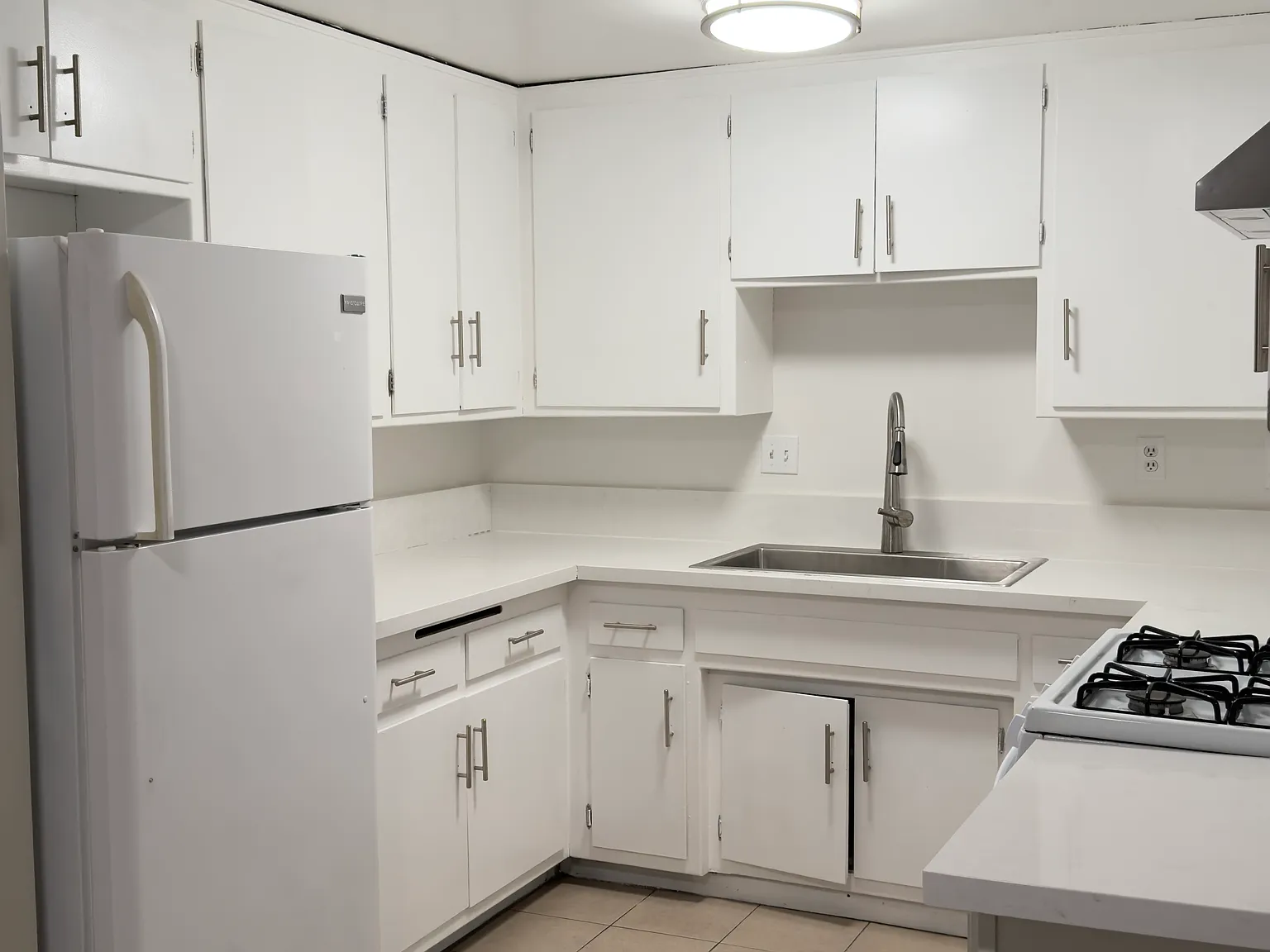241 San Marcos St — Photo 1
