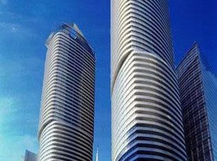 14 York St #5005, Toronto, ON M5J 0B1