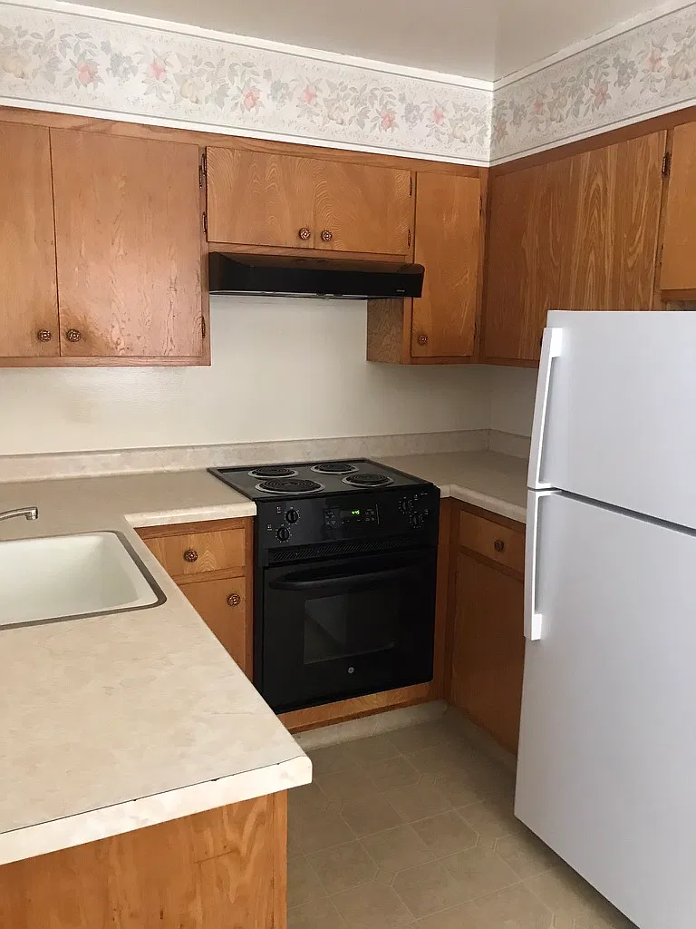 1 bed, 650 sqft, $2,400 — Photo 1