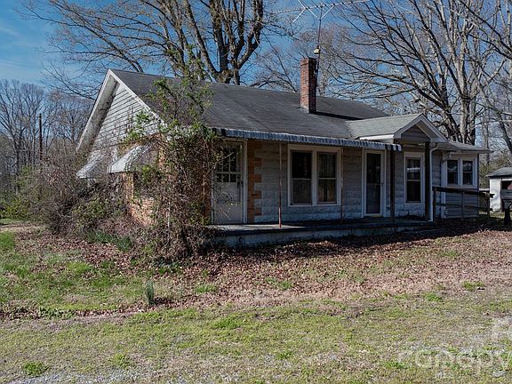 3rd image of 4934 E State Highway 10