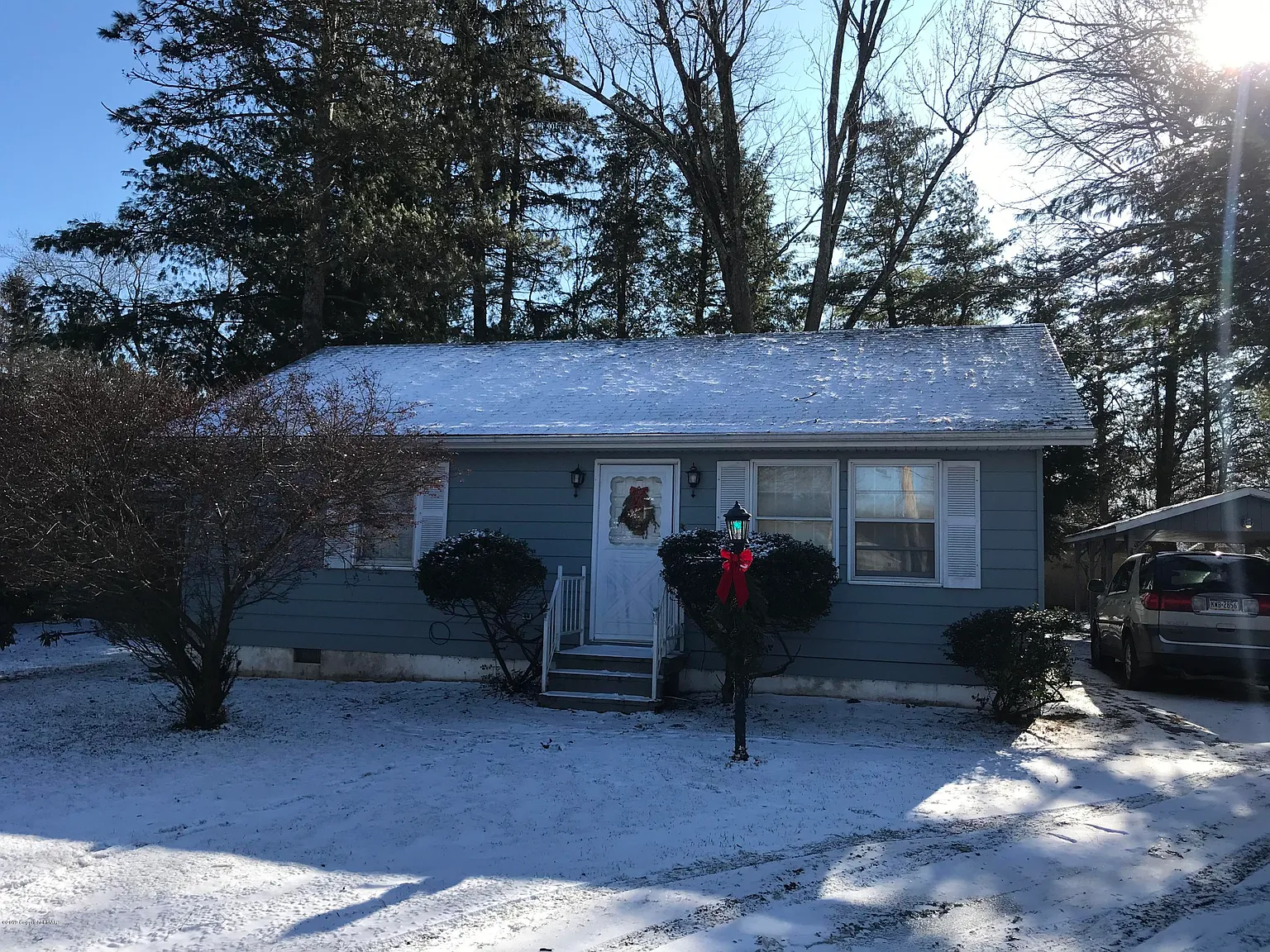 17 Oakland Ave photo 1