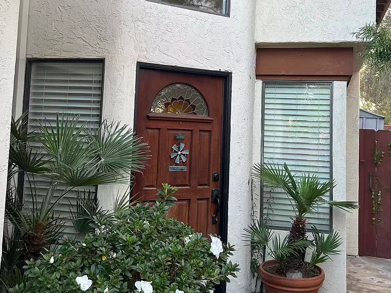 2715 Cypress Hill Rd — Photo 2