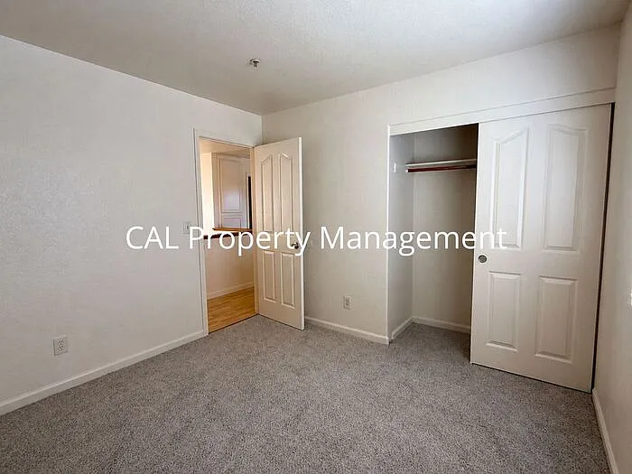 1159 Cobblestone St — Photo 11
