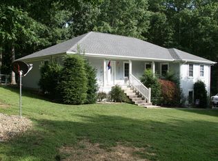 390 Creekway Dr, Crossville, TN 38555