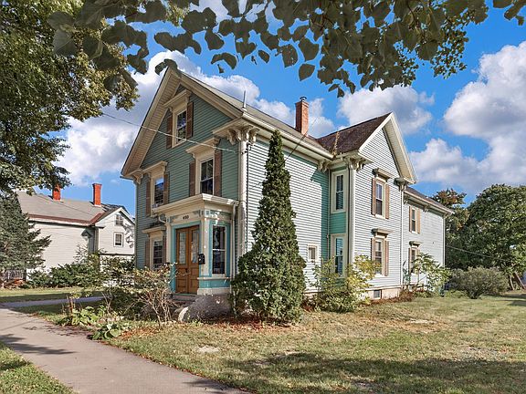 3rd image of 450 Hammond Street