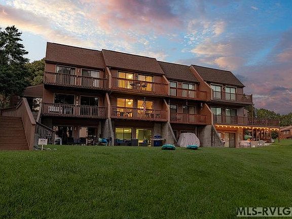 4th image of 296-35 Sandy Trace Dr