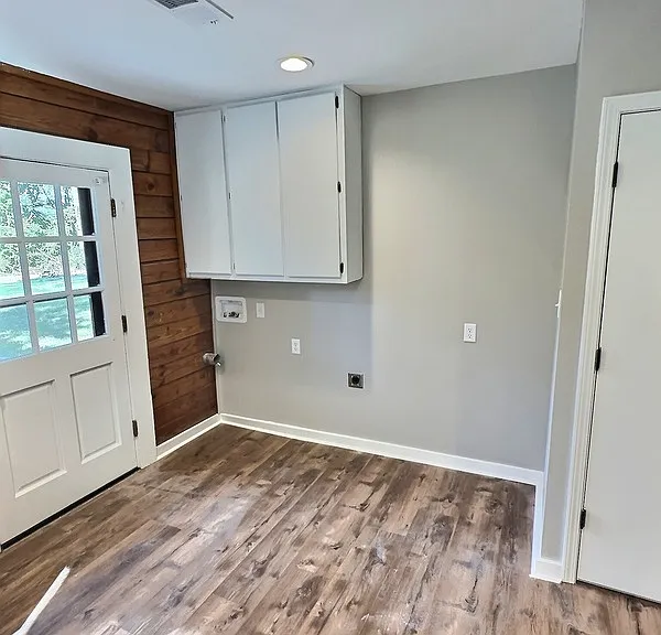 2430 Raleigh Lagrange Dr — Photo 4