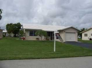 9418 NW 73rd St, Tamarac, FL 33321