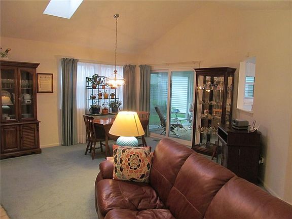 4th image of 7857 Trotwood Cir
