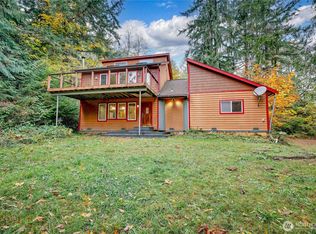 4752 SE Black Swan Ln, Olalla, WA 98359