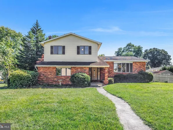 971 Beechwood Ave, Pasadena, MD 21122