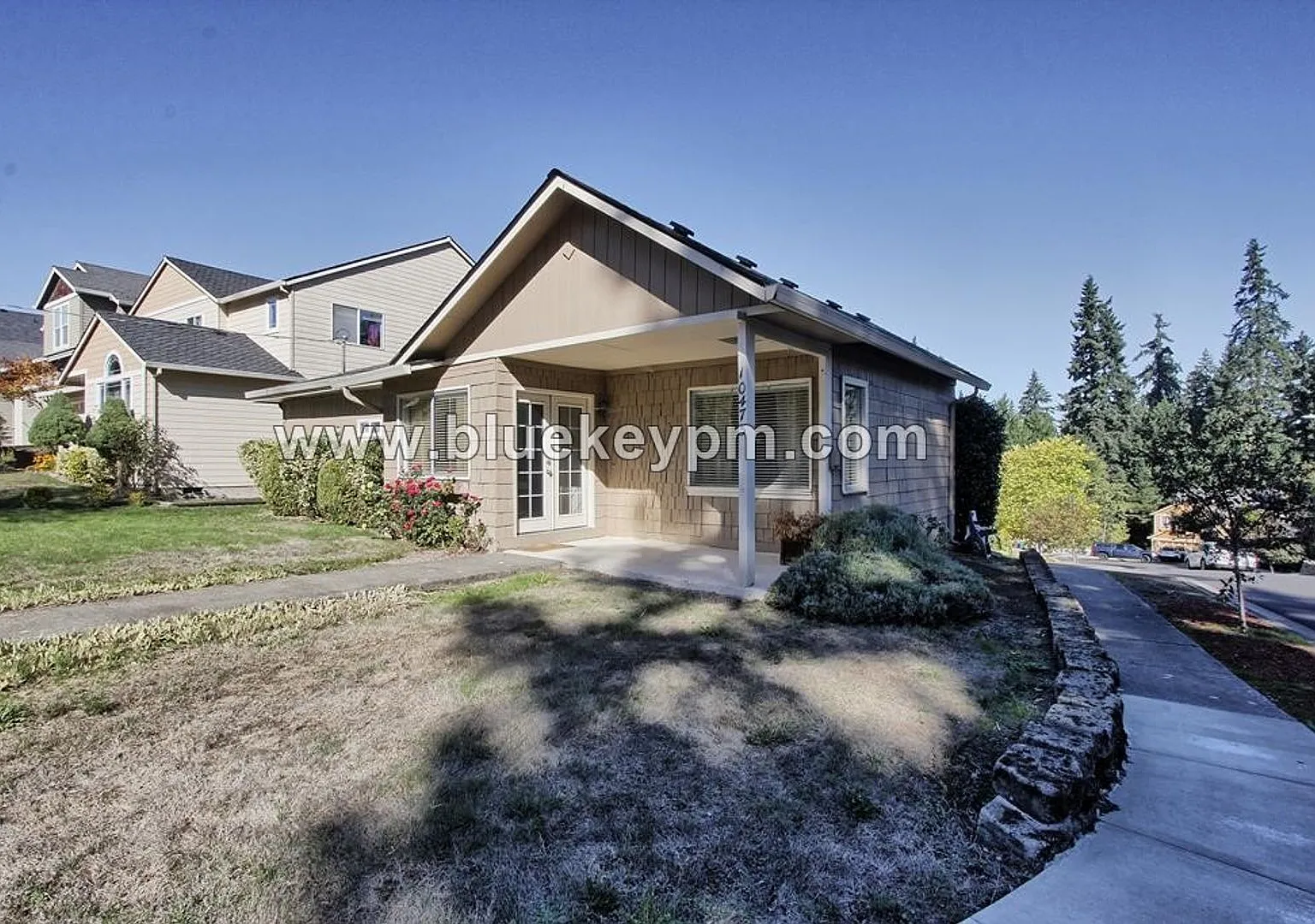 3 Bed, 1 Bath Home in Beaverton with Primary Bedroom on Main Floor — Photo 2