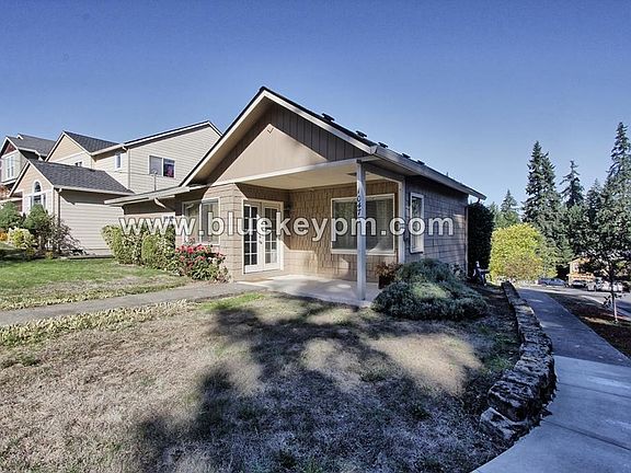 2nd image of 10475 SW Dunlin Pl