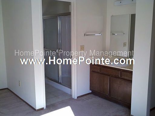 4th image of 9412 Williamette Way