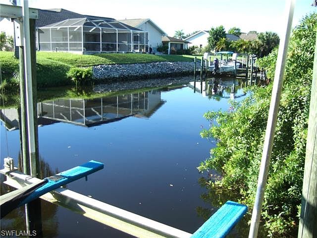 1st image of 6080 Anchorline Ct