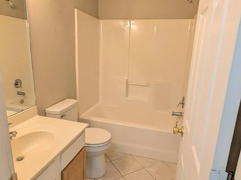 Sterling Pointe Dr — Photo 4