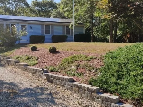 1661 State Rd, Plymouth, MA 02360