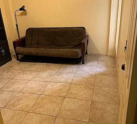 5th image of 1729 Santee St