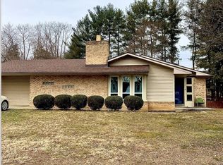 911 Custis St, Radford, VA 24141