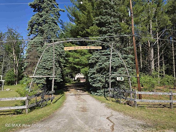 2nd image of 4549 Mack Lake Trl