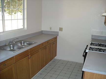 2nd image of 4270 Kansas Ave