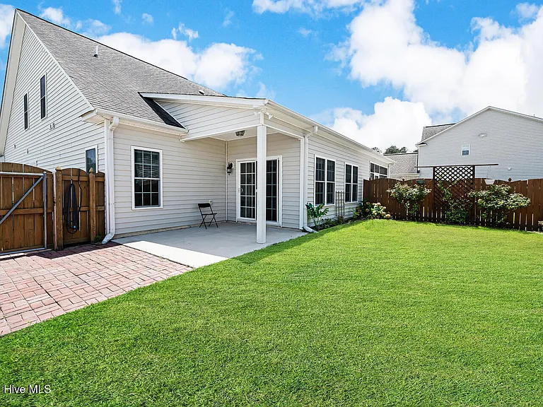 2400 Dovedale Ct #B — Photo 41