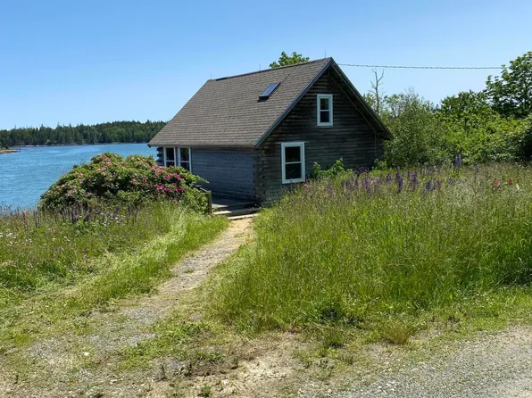 23 Coopers Lane, North Haven, ME 04853