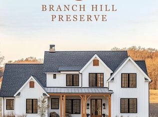 6 Roberts Way, Waynesville, OH 45068