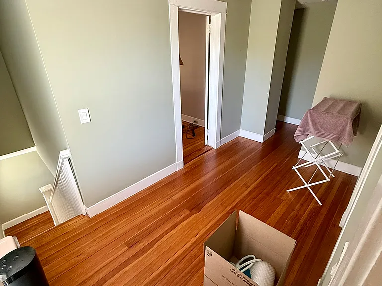 111 Nameaug Ave — Photo 14