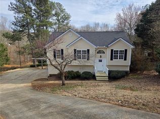 4863 Pine Hill Rd, Gainesville, GA 30507