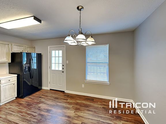 5th image of 13985 Buckskin Dr