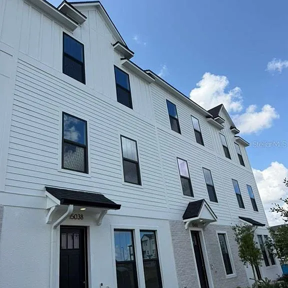 15038 Groveside Rd — Photo 1