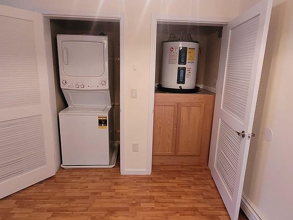 2nd image of 266 S Lexington Ave #19