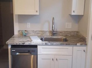 46 Bay St, Hull, MA 02045