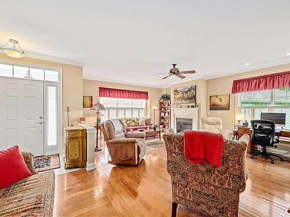 5th image of 170 Providence Pike Unit 45
