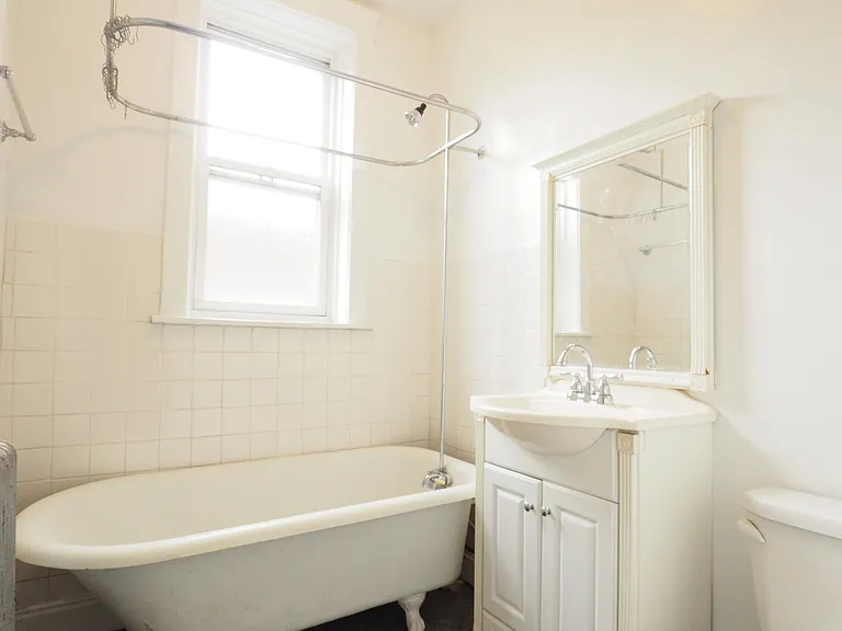 4866 N Magnolia Ave #202 — Photo 7