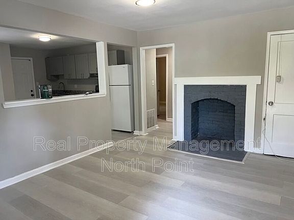4th image of 456 Birney St Unit 456